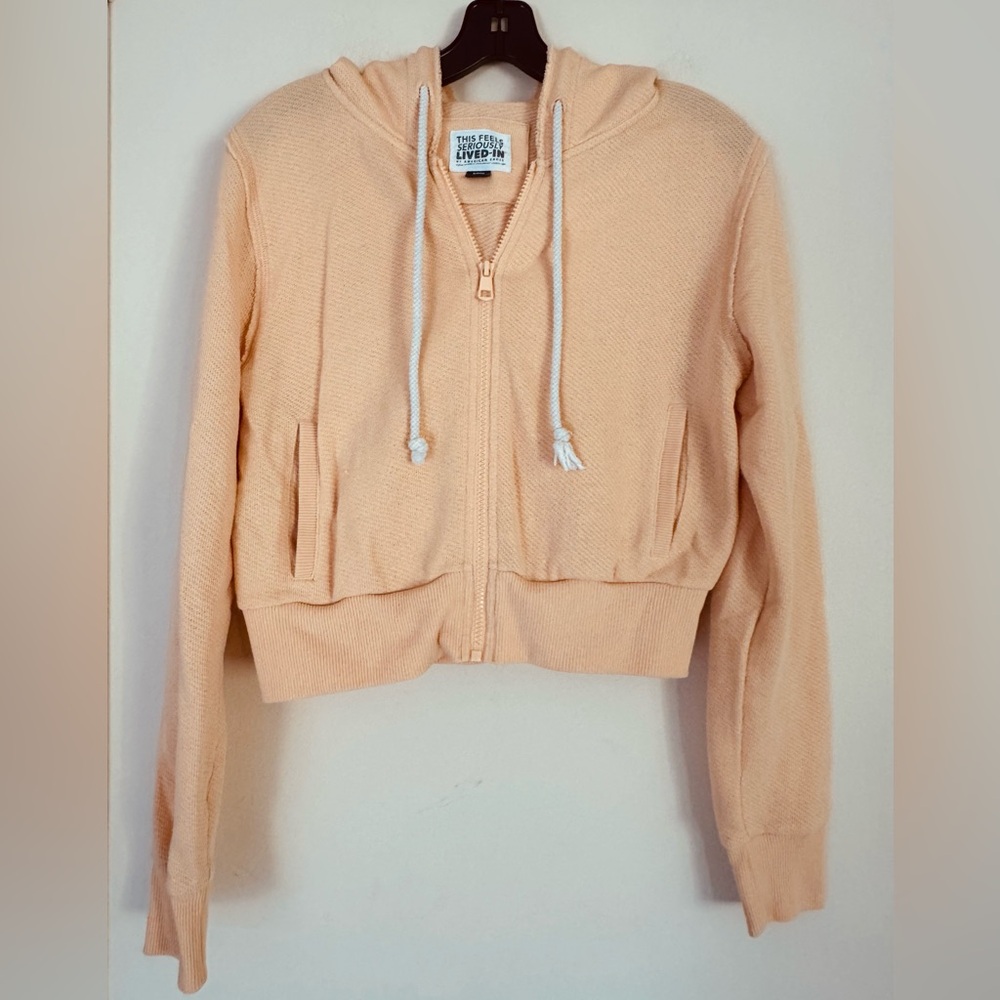 American Eagle Outfitters women’s Apricot Peach  Knit Zip-Up hoodie Cropped- S
